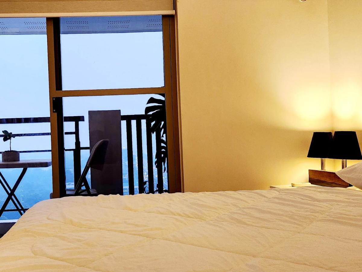 Casa Antonio At Fairway Terraces Family Penthouse 2Br Wi-Fi Nr Golf, Airport, Fort Bgc Manila Zewnętrze zdjęcie