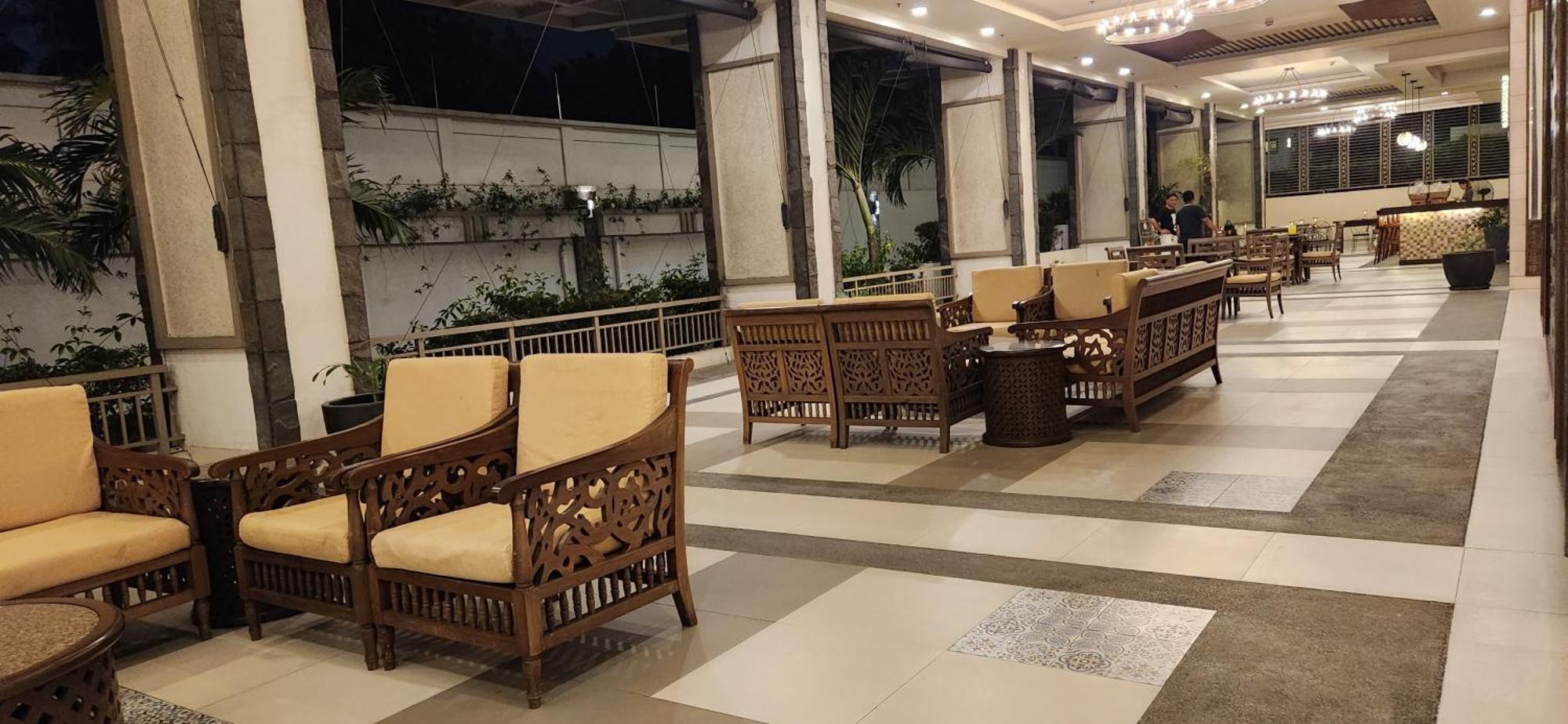 Casa Antonio At Fairway Terraces Family Penthouse 2Br Wi-Fi Nr Golf, Airport, Fort Bgc Manila Zewnętrze zdjęcie