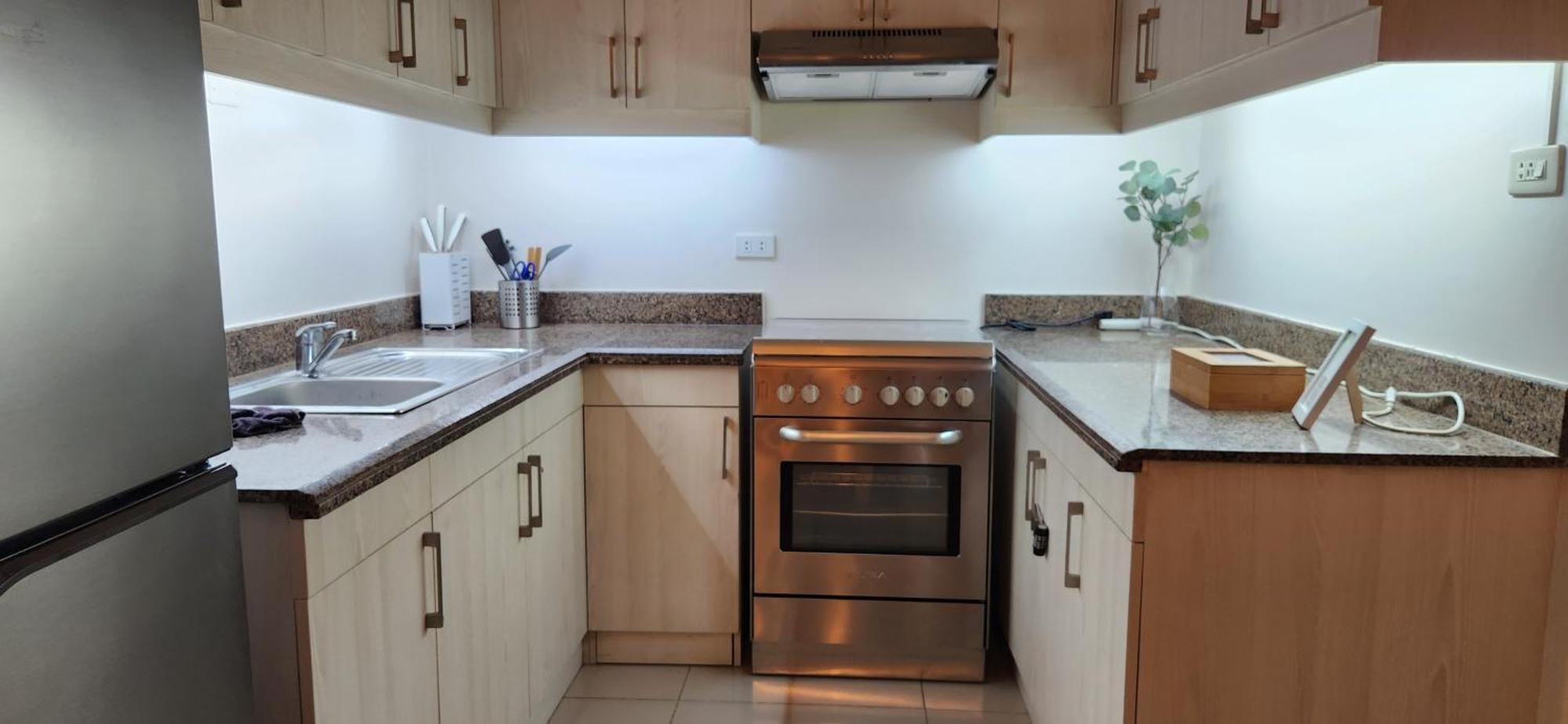 Casa Antonio At Fairway Terraces Family Penthouse 2Br Wi-Fi Nr Golf, Airport, Fort Bgc Manila Zewnętrze zdjęcie